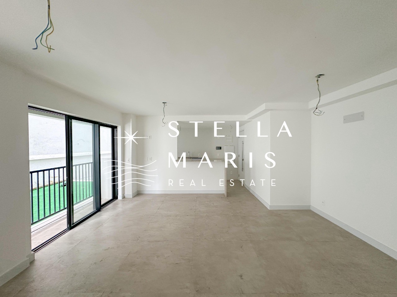 Apartamento à venda com 3 quartos, 83m² - Foto 2