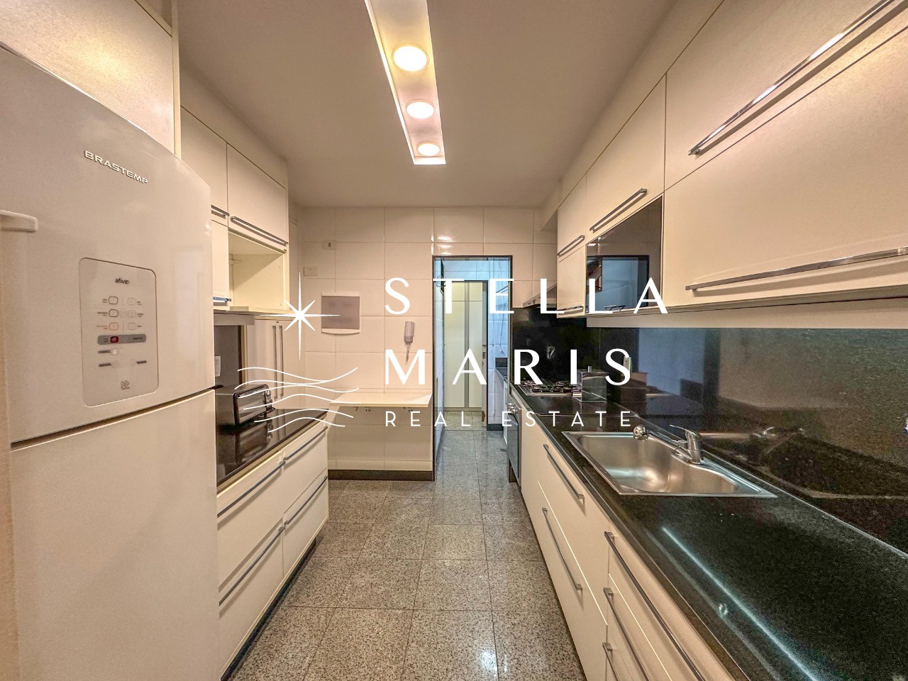 Apartamento à venda com 3 quartos, 117m² - Foto 17