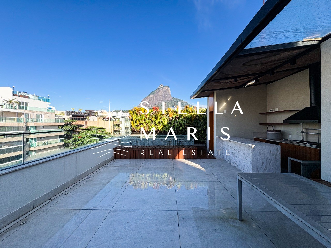 Cobertura, 3 quartos, 264 m² - Foto 2