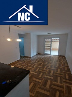 Apartamento à venda com 2 quartos, 70m² - Foto 1