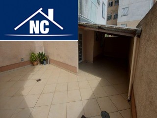 Apartamento à venda com 2 quartos, 70m² - Foto 3