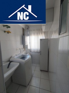 Apartamento à venda com 3 quartos, 59m² - Foto 2