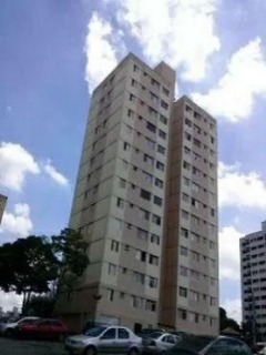 Apartamento à venda com 2 quartos, 52m² - Foto 1