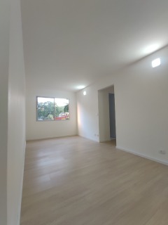 Apartamento à venda com 2 quartos, 50m² - Foto 4