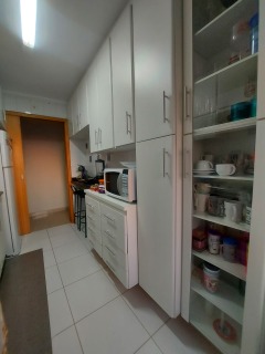 Apartamento à venda com 2 quartos, 52m² - Foto 13