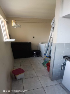 Apartamento à venda com 2 quartos, 68m² - Foto 11