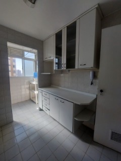 Apartamento à venda com 2 quartos, 53m² - Foto 2