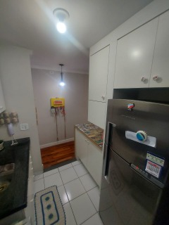 Apartamento à venda com 2 quartos, 47m² - Foto 2