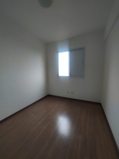 Apartamento à venda com 3 quartos, 74m² - Foto 3