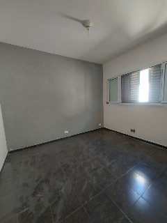 Casa à venda com 3 quartos, 170m² - Foto 11