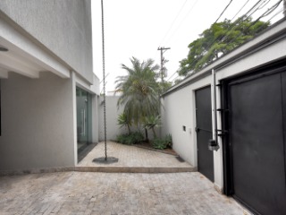 Casa à venda com 3 quartos, 356m² - Foto 17