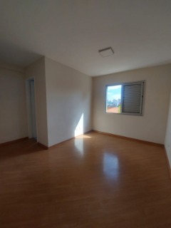 Apartamento à venda com 3 quartos, 85m² - Foto 10