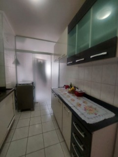 Apartamento à venda com 3 quartos, 85m² - Foto 4