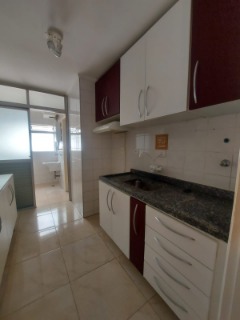 Apartamento à venda com 3 quartos, 85m² - Foto 21