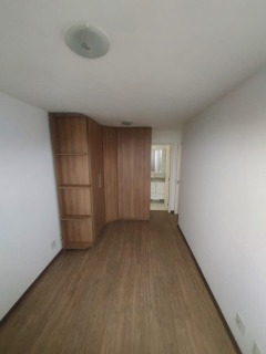 Apartamento à venda com 3 quartos, 74m² - Foto 4