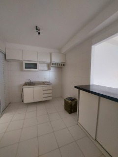 Apartamento à venda com 3 quartos, 74m² - Foto 18