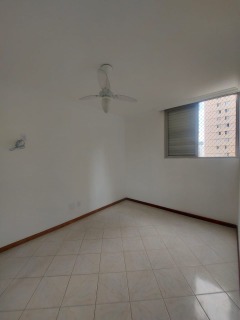 Apartamento à venda com 2 quartos, 59m² - Foto 11