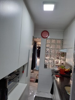 Apartamento para alugar com 2 quartos, 49m² - Foto 11