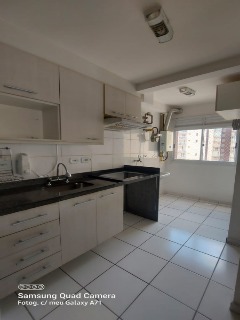 Apartamento à venda com 2 quartos, 47m² - Foto 2