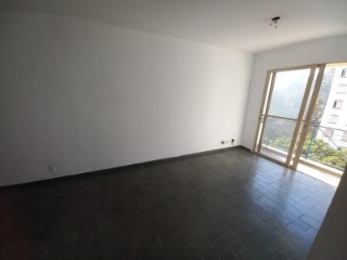 Apartamento à venda com 3 quartos, 60m² - Foto 2