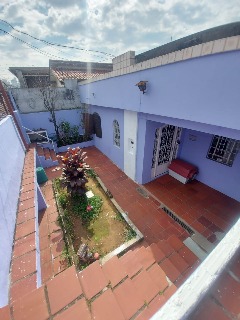 Casa à venda com 2 quartos, 100m² - Foto 2