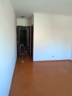 Casa para alugar com 4 quartos, 200m² - Foto 13