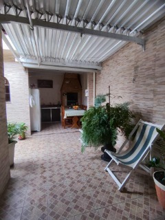 Casa à venda com 4 quartos, 330m² - Foto 17