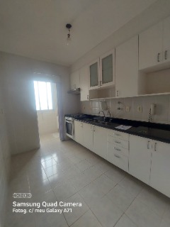 Apartamento à venda com 3 quartos, 70m² - Foto 7