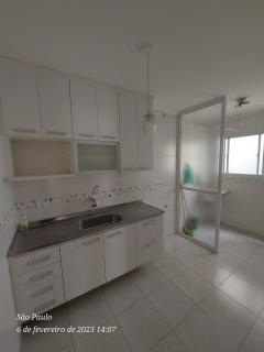 Apartamento à venda com 2 quartos, 60m² - Foto 7