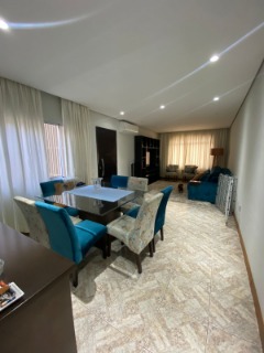 Casa à venda com 3 quartos, 160m² - Foto 1