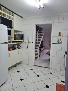 Casa à venda com 3 quartos, 90m² - Foto 37