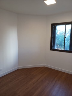 Apartamento para alugar com 4 quartos, 96m² - Foto 29