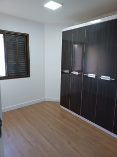 Apartamento para alugar com 4 quartos, 96m² - Foto 30