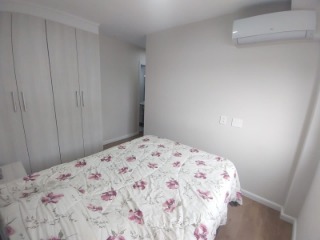 Apartamento à venda com 2 quartos, 55m² - Foto 2