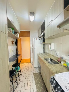 Apartamento à venda com 3 quartos, 70m² - Foto 10