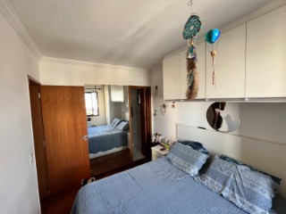 Apartamento à venda com 3 quartos, 75m² - Foto 11