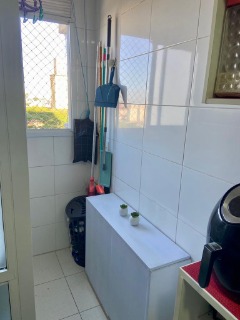 Apartamento à venda com 3 quartos, 63m² - Foto 2