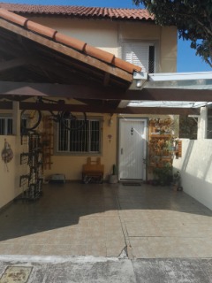 Casa à venda com 2 quartos, 105m² - Foto 2