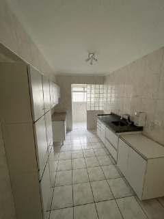 Apartamento à venda com 2 quartos, 65m² - Foto 11