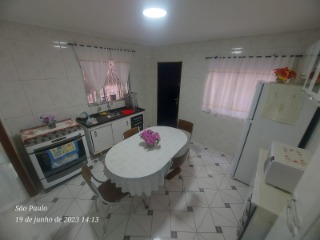 Casa à venda com 3 quartos, 197m² - Foto 10