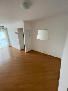 Apartamento à venda com 2 quartos, 65m² - Foto 13