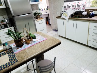 Apartamento à venda com 3 quartos, 82m² - Foto 9