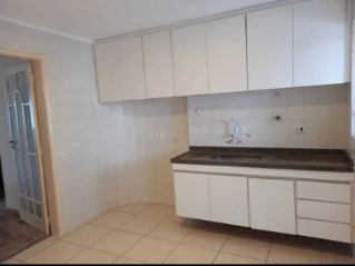 Apartamento à venda com 3 quartos, 120m² - Foto 11