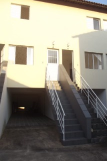 Casa de Condomínio à venda com 2 quartos, 140m² - Foto 1