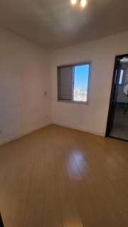 Apartamento à venda com 2 quartos, 68m² - Foto 10