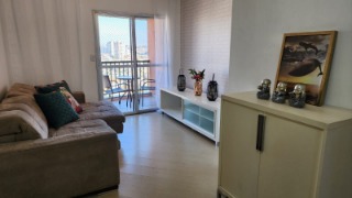 Apartamento à venda com 2 quartos, 68m² - Foto 2