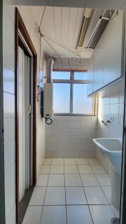 Apartamento à venda com 2 quartos, 68m² - Foto 5