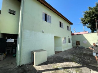 Casa à venda com 4 quartos, 133m² - Foto 13