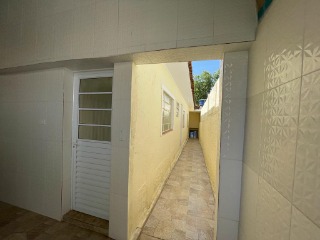 Casa à venda com 2 quartos, 124m² - Foto 1