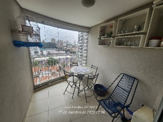 Apartamento à venda com 2 quartos, 60m² - Foto 1